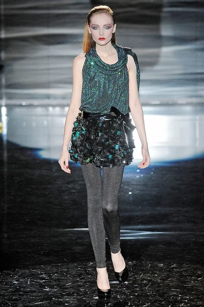 Look 37
